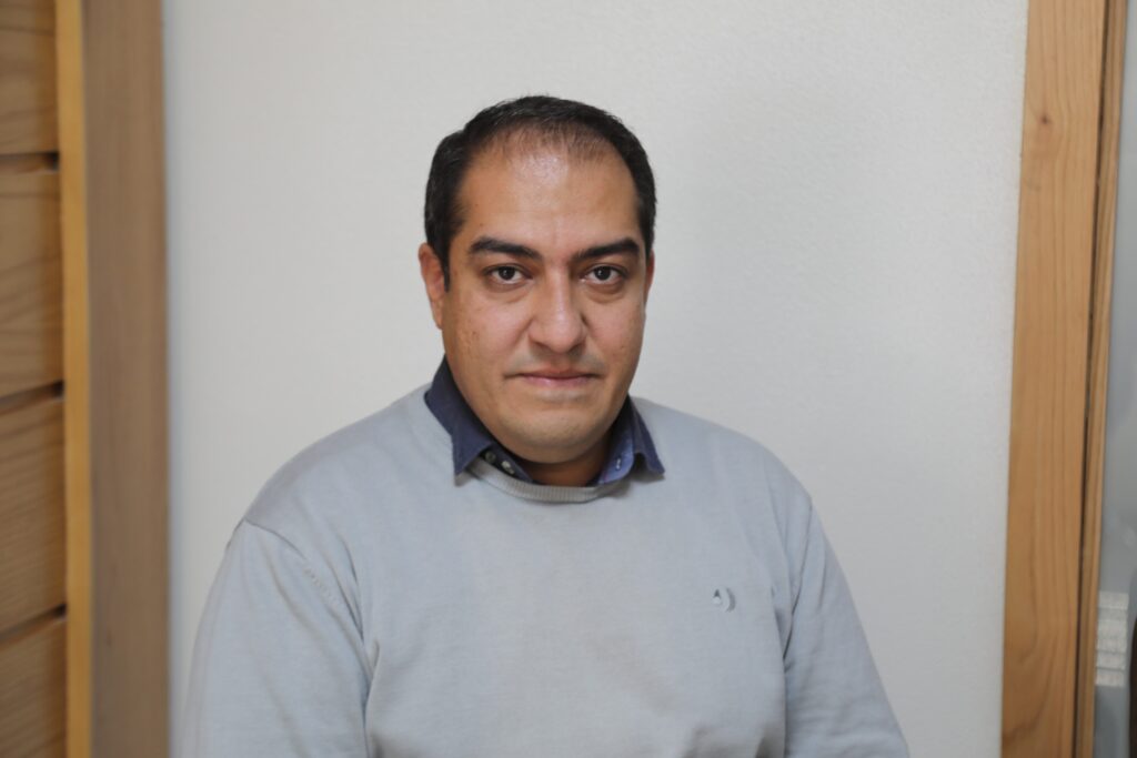 عکس مشاور جوان